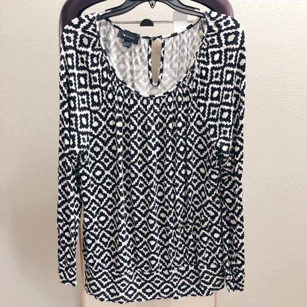 black & white blouse